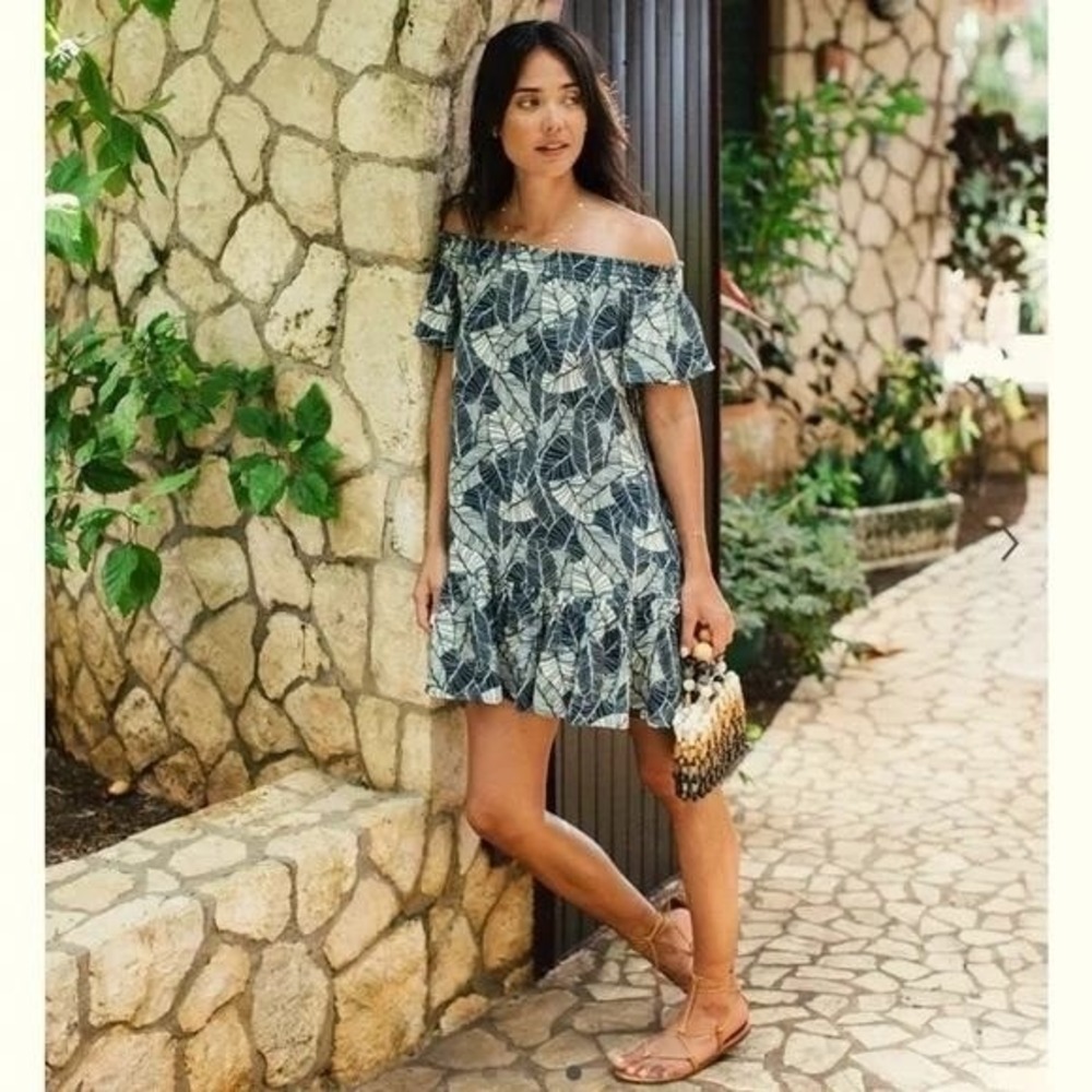 Marine Layer Shirley Off The Shoulder Dress in Navy Palm Leaf Print Size Small